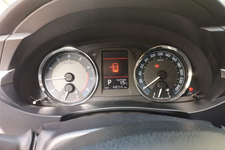 Used Toyota Corolla 2014 1.6L CVT GL-i Instrument Cluster