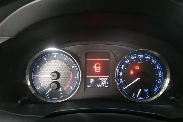 Used Toyota Corolla 2014 1.6L CVT GL-i Instrument Cluster