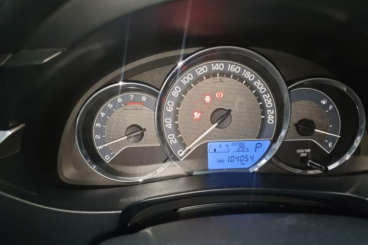Used Toyota Corolla 2014 1.6L CVT GL Instrument Cluster