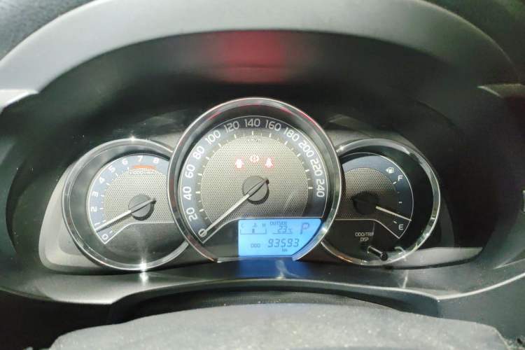 Used Toyota Corolla 2014 1.6L CVT GL Instrument Cluster