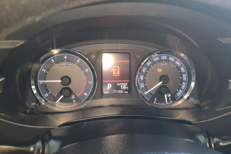 Used Toyota Corolla 2014 1.6L CVT GL-i Instrument Cluster