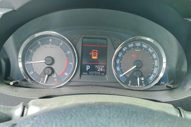 Used Toyota Corolla 2014 1.6L CVT GL-i Instrument Cluster