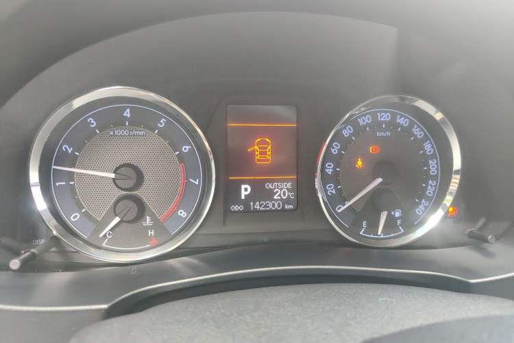 Used Toyota Corolla 2014 1.6L CVT GLX-i Instrument Cluster