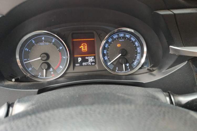 Used Toyota Corolla 2014 1.6L CVT GL-i Leather Edition Instrument Cluster