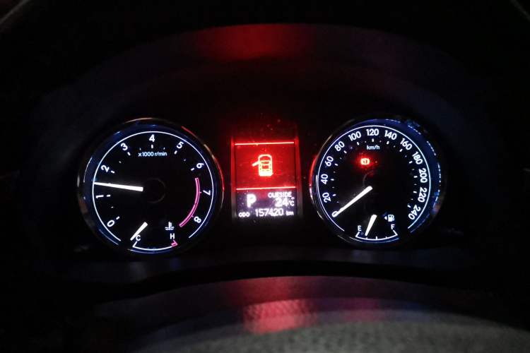 Used Toyota Corolla 2014 1.6L CVT GL-i Instrument Cluster