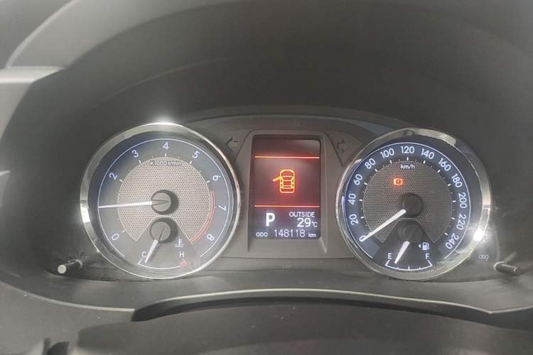 Used Toyota Corolla 2014 1.6L CVT GL-i Leather Edition Instrument Cluster