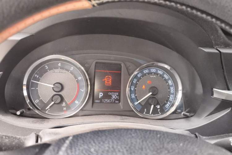 Used Toyota Corolla 2014 1.6L CVT GL-i Instrument Cluster