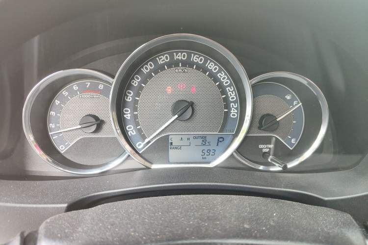 Used Toyota Corolla 2014 1.6L CVT GL Instrument Cluster