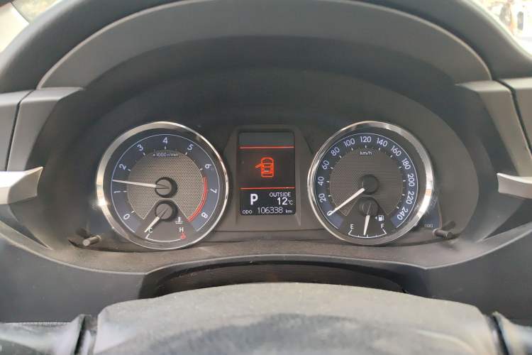 Used Toyota Corolla 2014 1.6L CVT GL-i Instrument Cluster