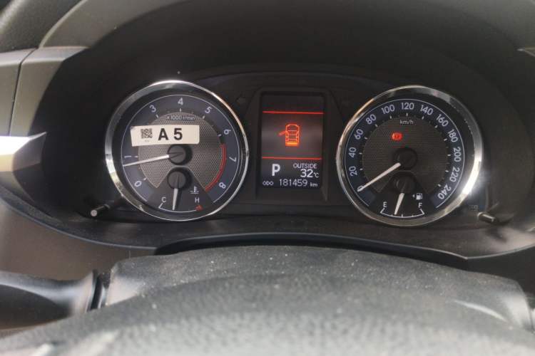 Used Toyota Corolla 2014 1.6L CVT GL-i Leather Edition Instrument Cluster