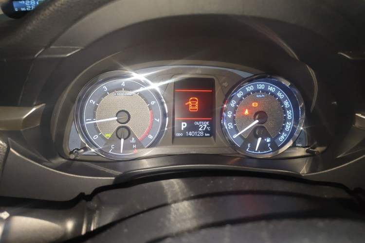 Used Toyota Corolla 2014 1.6L CVT GL-i Leather Edition Instrument Cluster