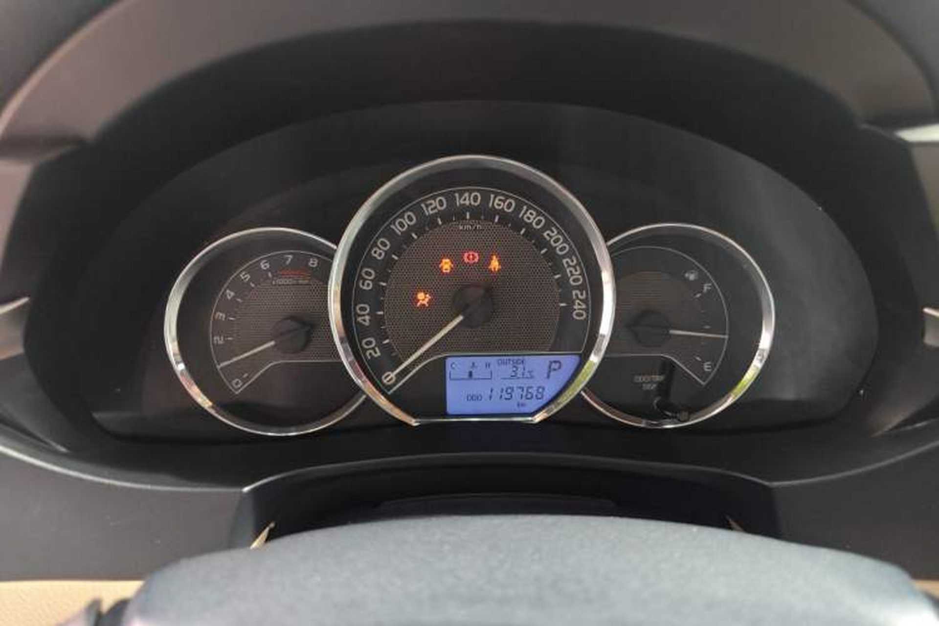Used Toyota Corolla 2014 1.6L CVT GL Instrument Cluster