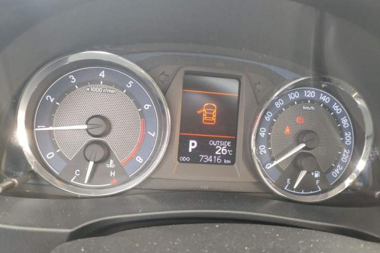 Used Toyota Corolla 2014 1.6L CVT GL-i Leather Edition Instrument Cluster