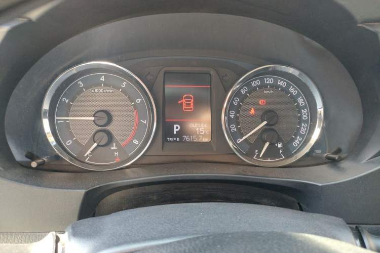 Used Toyota Corolla 2014 1.6L CVT GL-i Instrument Cluster