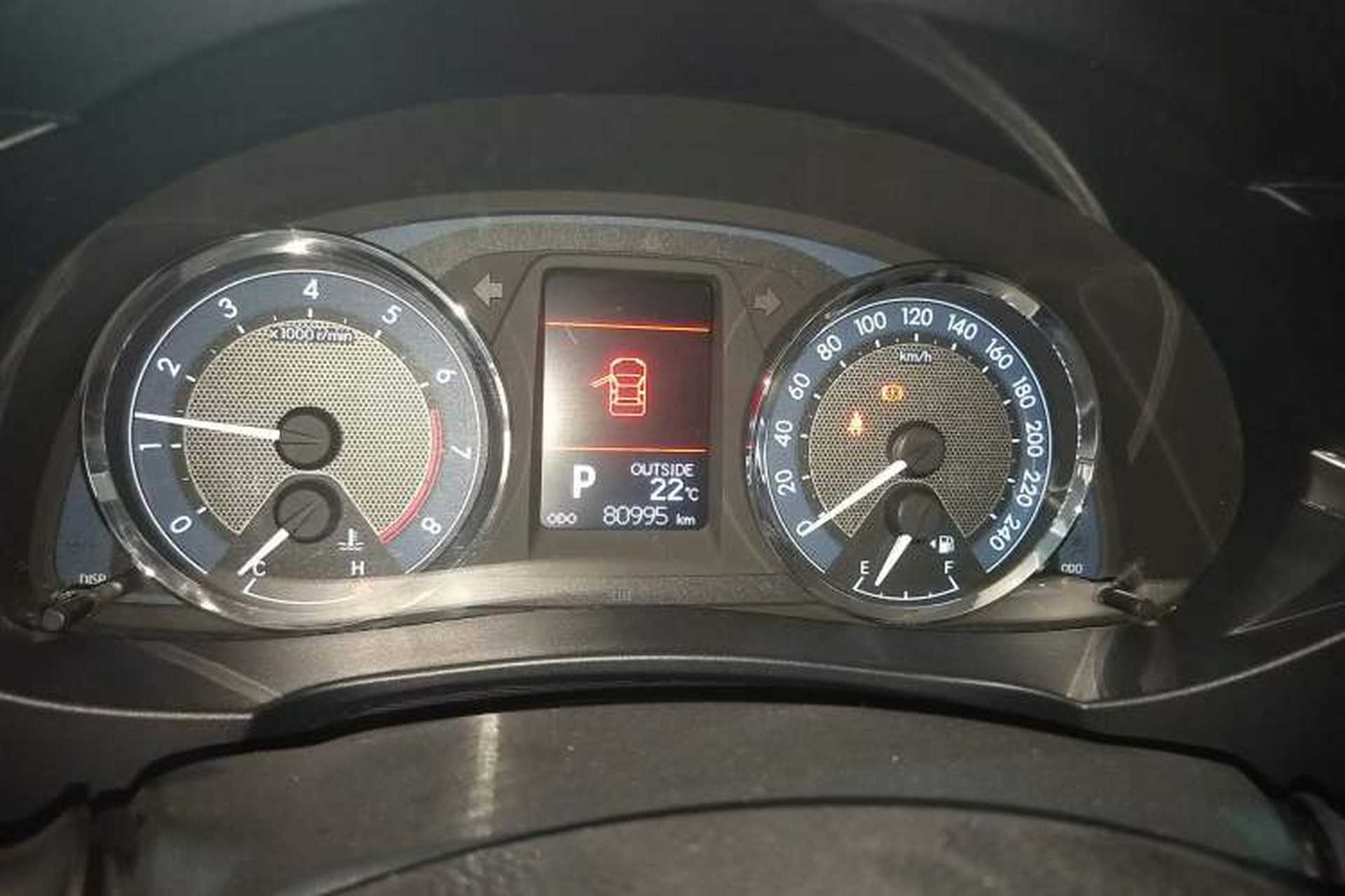 Used Toyota Corolla 2014 1.6L CVT GL-i Leather Edition Instrument Cluster