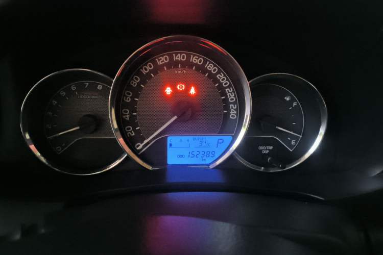 Used Toyota Corolla 2014 1.6L CVT GL Instrument Cluster