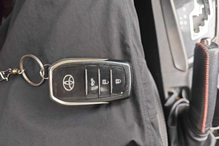 Used Toyota Corolla 2014 1.8L CVT GLX-i Interior 1