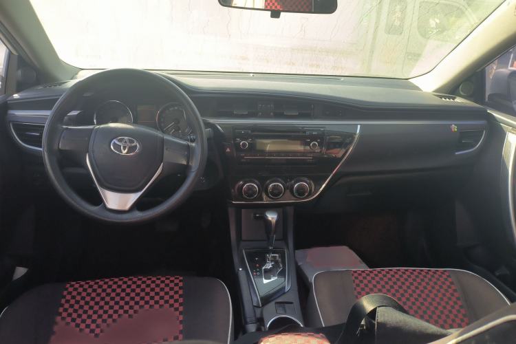 Used Toyota Corolla 2014 1.6L CVT GL-i Interior 2