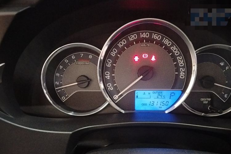 Used Toyota Corolla 2014 1.6L CVT GL Interior 2