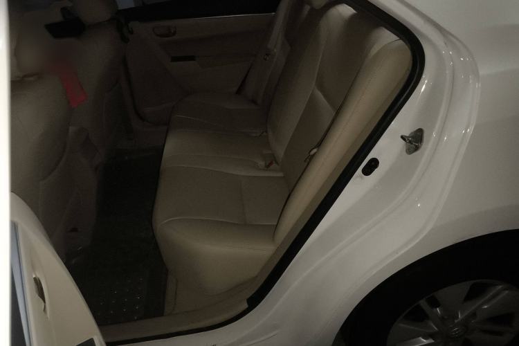 Used Toyota Corolla 2014 1.6L CVT GL Interior 4