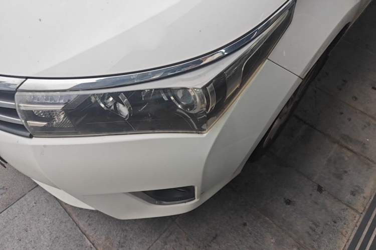 Used Toyota Corolla 2014 1.8L CVT GLX-i Left Front Headlight