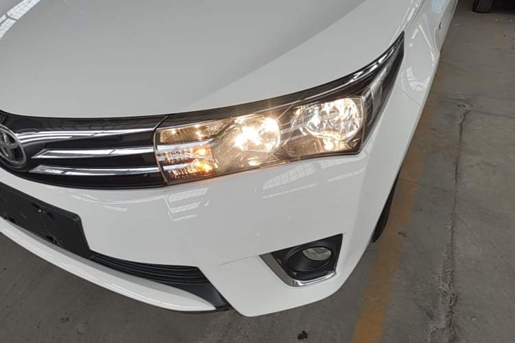 Used Toyota Corolla 2014 1.6L CVT GL Left Front Headlight
