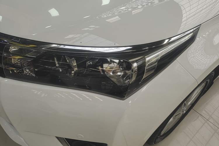 Used Toyota Corolla 2014 1.6L CVT GL-i Leather Edition Left Front Headlight