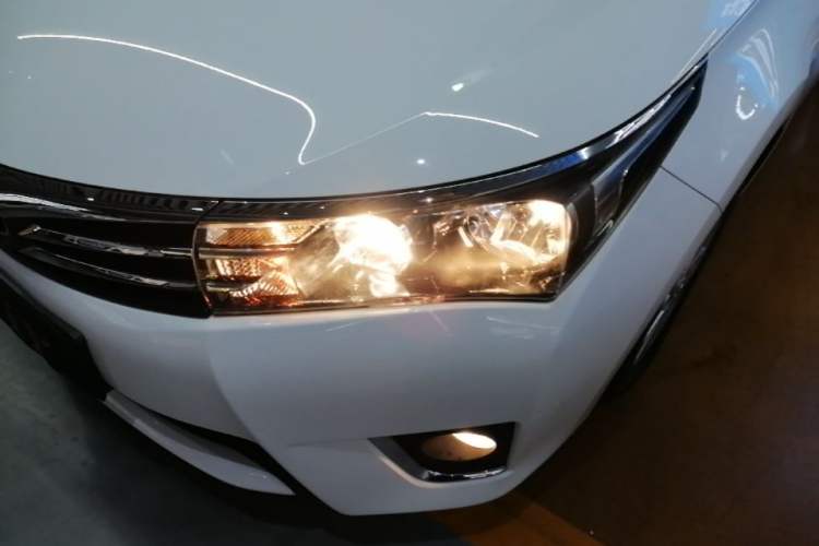 Used Toyota Corolla 2014 1.6L CVT GL Left Front Headlight