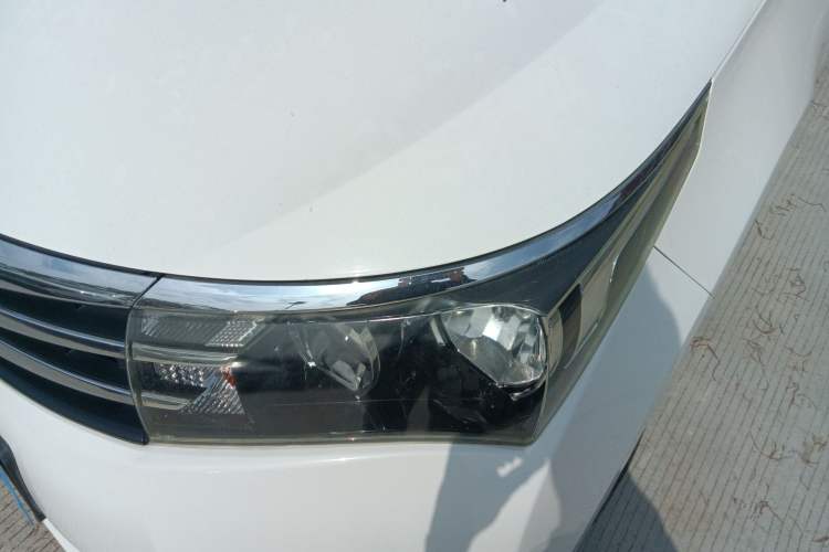 Used Toyota Corolla 2014 1.6L CVT GL-i Left Front Headlight