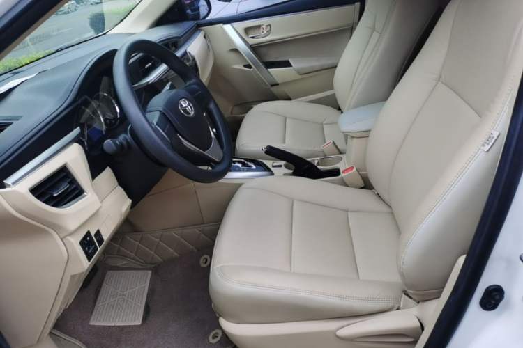 Used Toyota Corolla 2014 1.6L CVT GL Left Front Seat