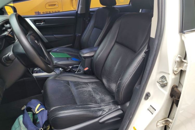 Used Toyota Corolla 2014 1.6L CVT GL Left Front Seat