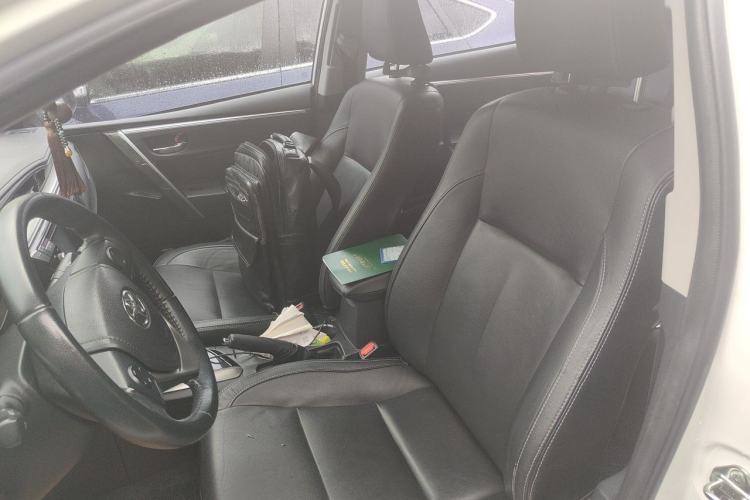 Used Toyota Corolla 2014 1.6L CVT GLX-i Left Front Seat