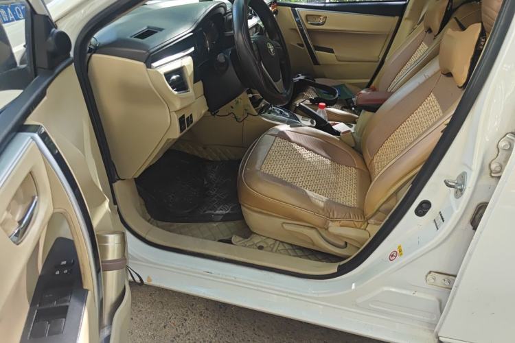 Used Toyota Corolla 2014 1.6L CVT GL-i Left Front Seat