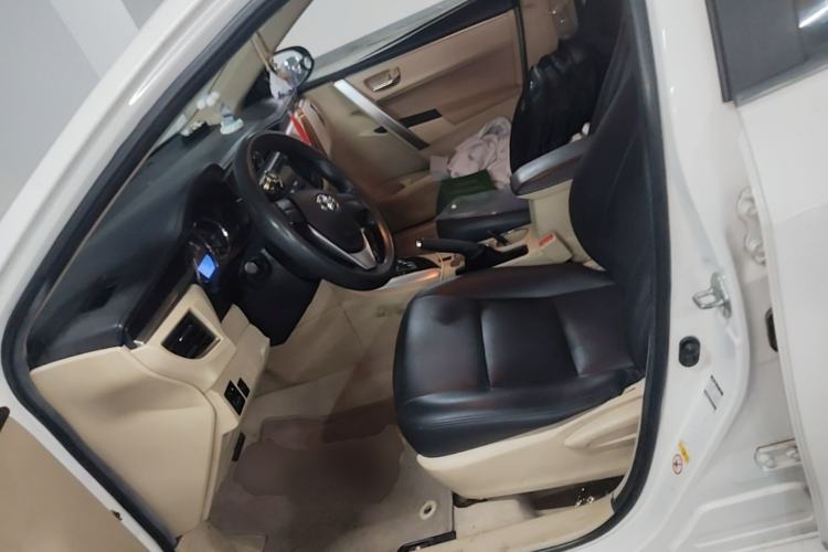 Used Toyota Corolla 2014 1.6L CVT GL Left Front Seat