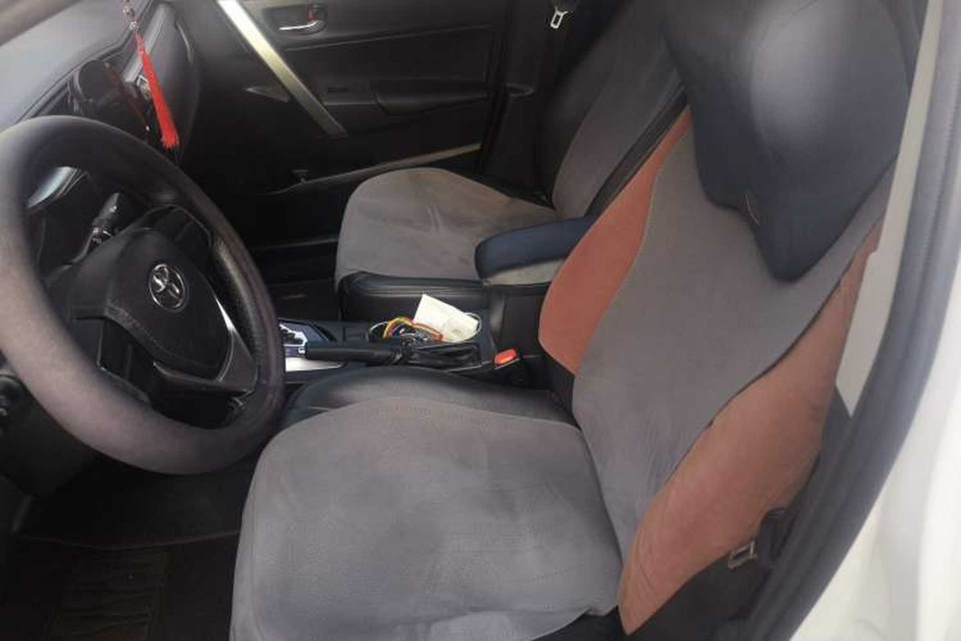 Used Toyota Corolla 2014 1.6L CVT GL Left Front Seat