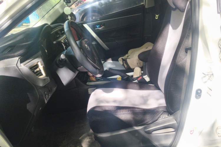 Used Toyota Corolla 2014 1.6L CVT GL Left Front Seat