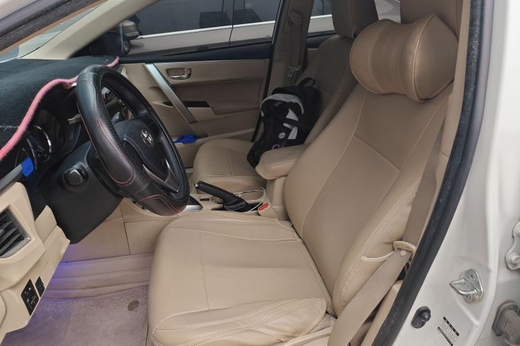 Used Toyota Corolla 2014 1.6L CVT GL Left Front Seat
