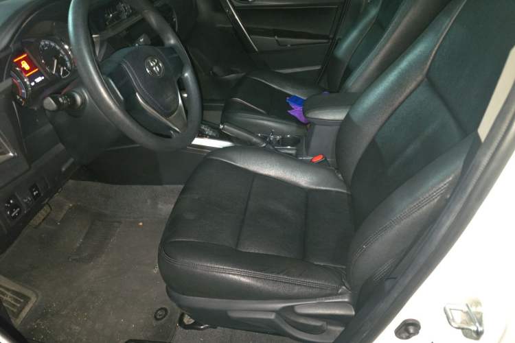 Used Toyota Corolla 2014 1.6L CVT GL-i Left Front Seat