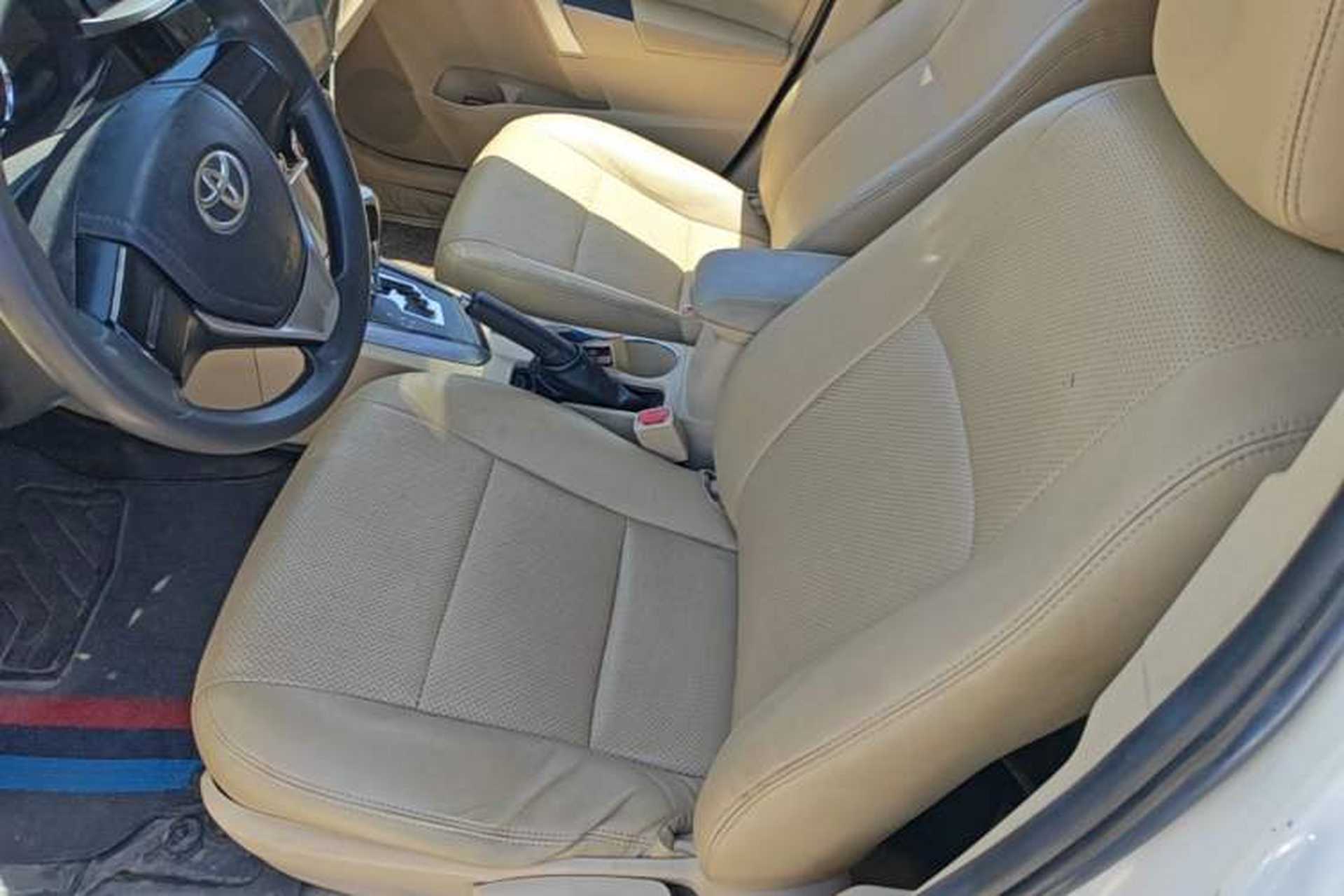 Used Toyota Corolla 2014 1.6L CVT GL Left Front Seat
