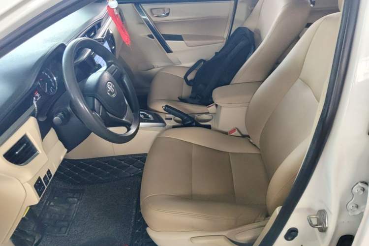 Used Toyota Corolla 2014 1.6L CVT GL-i Left Front Seat