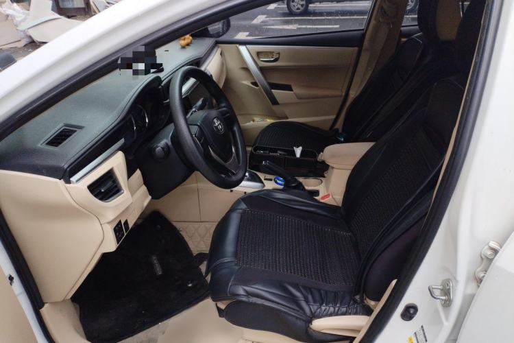 Used Toyota Corolla 2014 1.6L CVT GL Left Front Seat