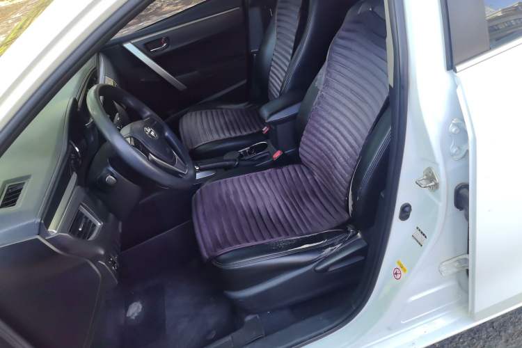 Used Toyota Corolla 2014 1.6L CVT GL Left Front Seat