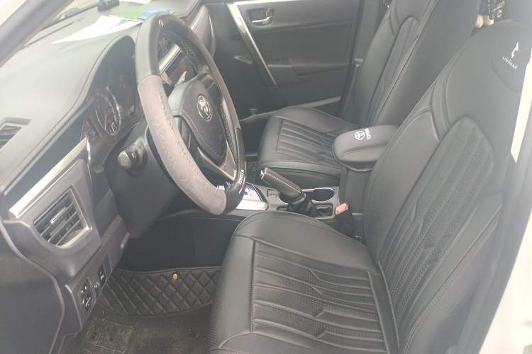 Used Toyota Corolla 2014 1.6L CVT GL-i Left Front Seat