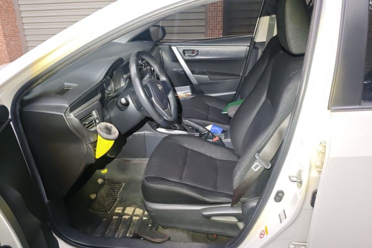 Used Toyota Corolla 2014 1.6L CVT GL Left Front Seat