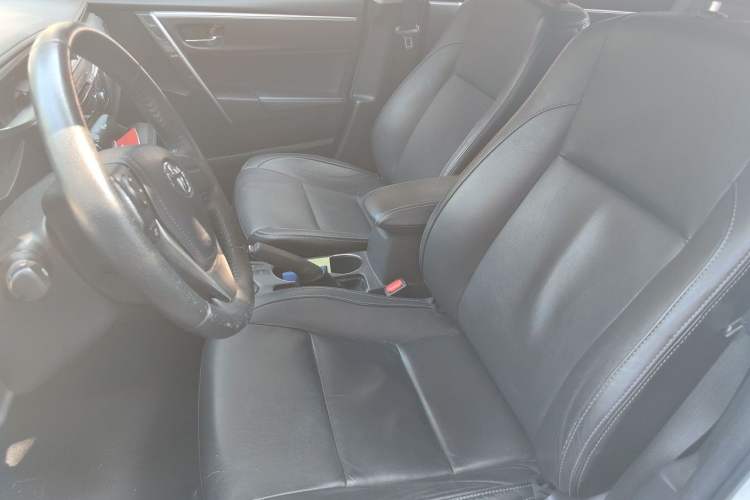 Used Toyota Corolla 2014 1.6L CVT GL-i Leather Edition Left Front Seat