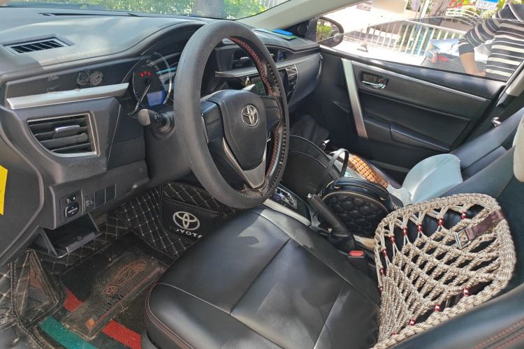 Used Toyota Corolla 2014 1.6L CVT GL Left Front Seat