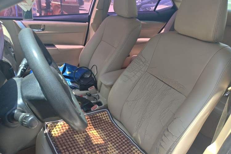 Used Toyota Corolla 2014 1.6L CVT GL Left Front Seat