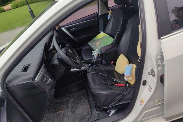 Used Toyota Corolla 2014 1.6L CVT GL Left Front Seat