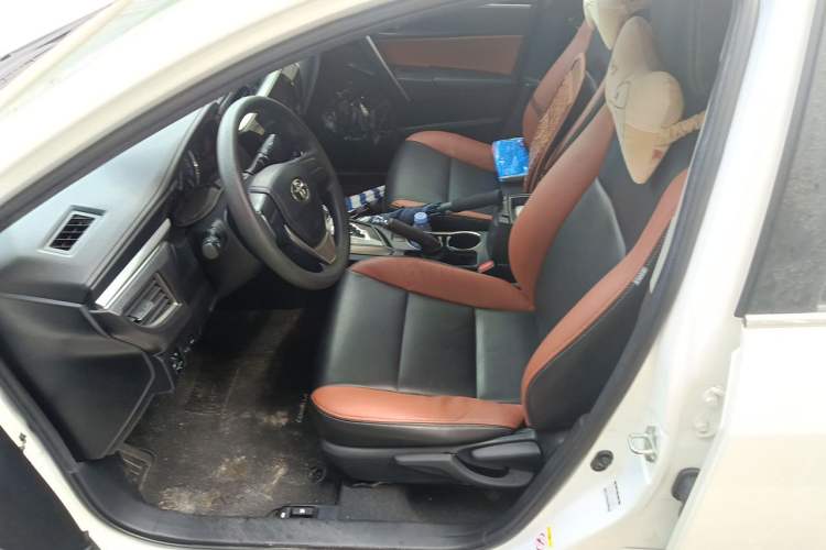 Used Toyota Corolla 2014 1.6L CVT GL-i Left Front Seat