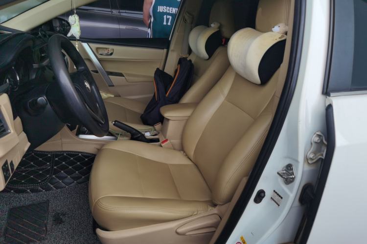 Used Toyota Corolla 2014 1.6L CVT GL Left Front Seat